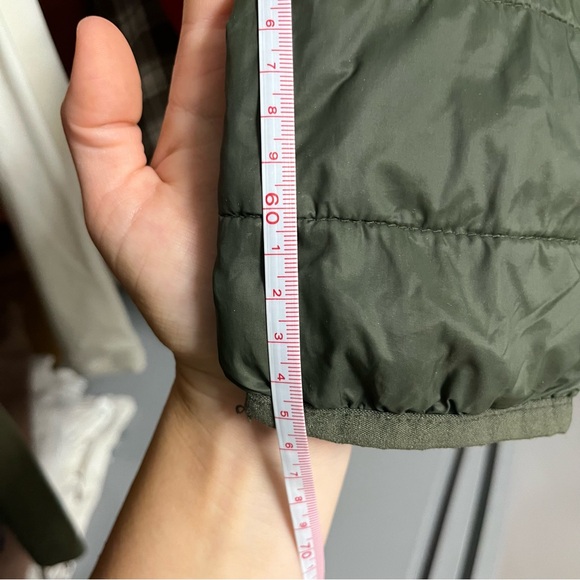 Green Puffer Jacket - Picture 4 of 8